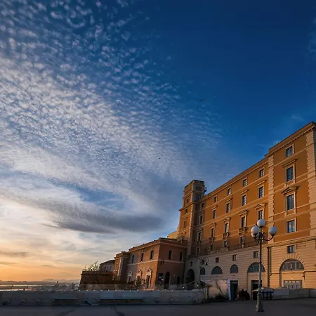 Palazzo Boyl 1840 Hotel Cagliari Exterior photo