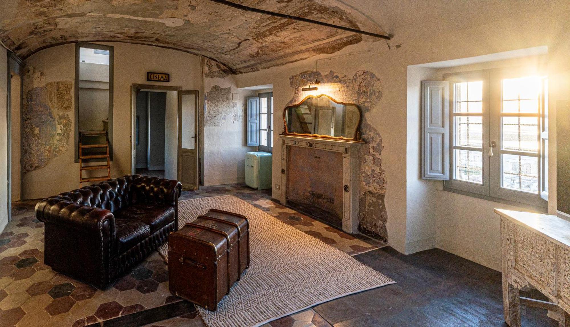 Palazzo Boyl 1840 * Cagliari